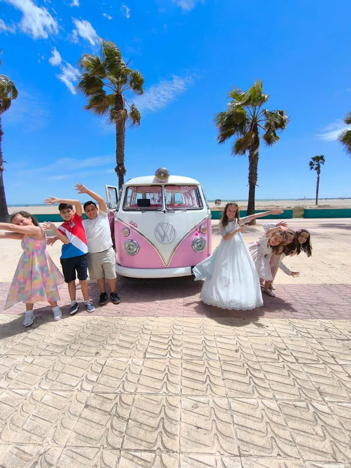 Volkswagen T1 Barbie techo descapotable